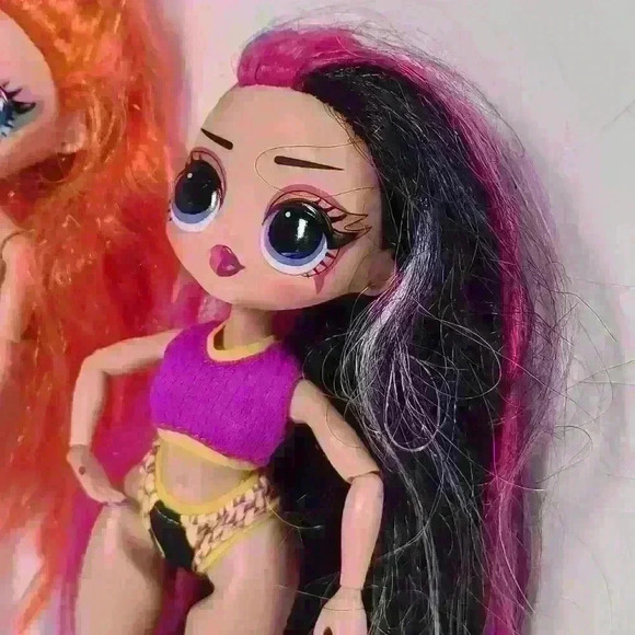 LOL suprise dolls bundle - Picture 5 of 16